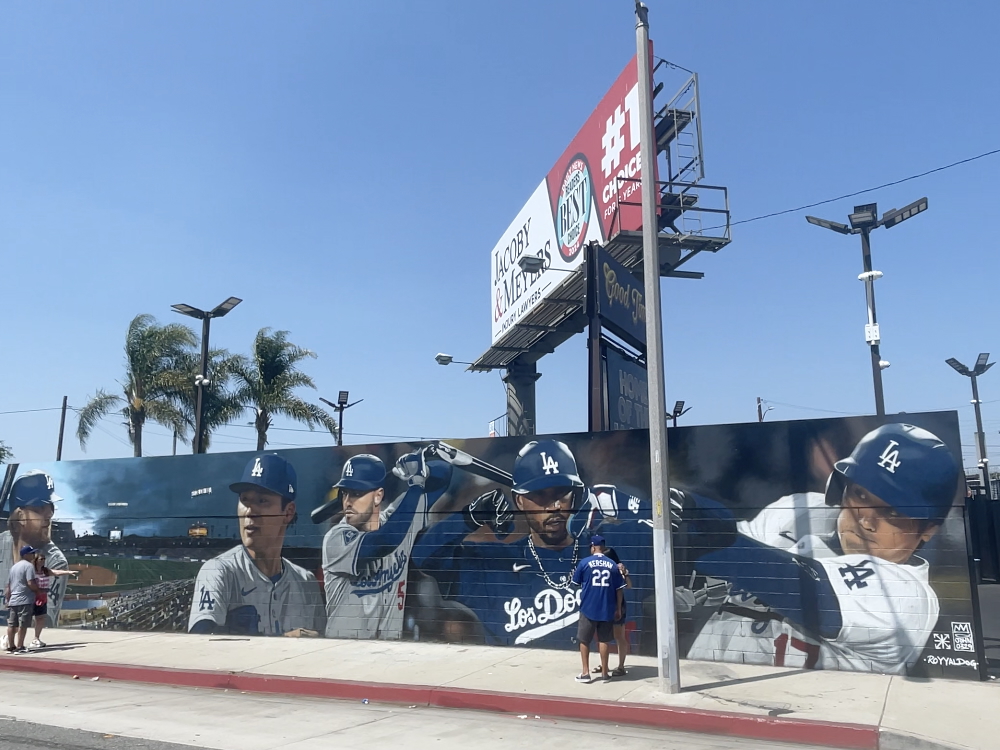 ハリウッドからドジャースタジアム球場への送迎・日本語サービス15