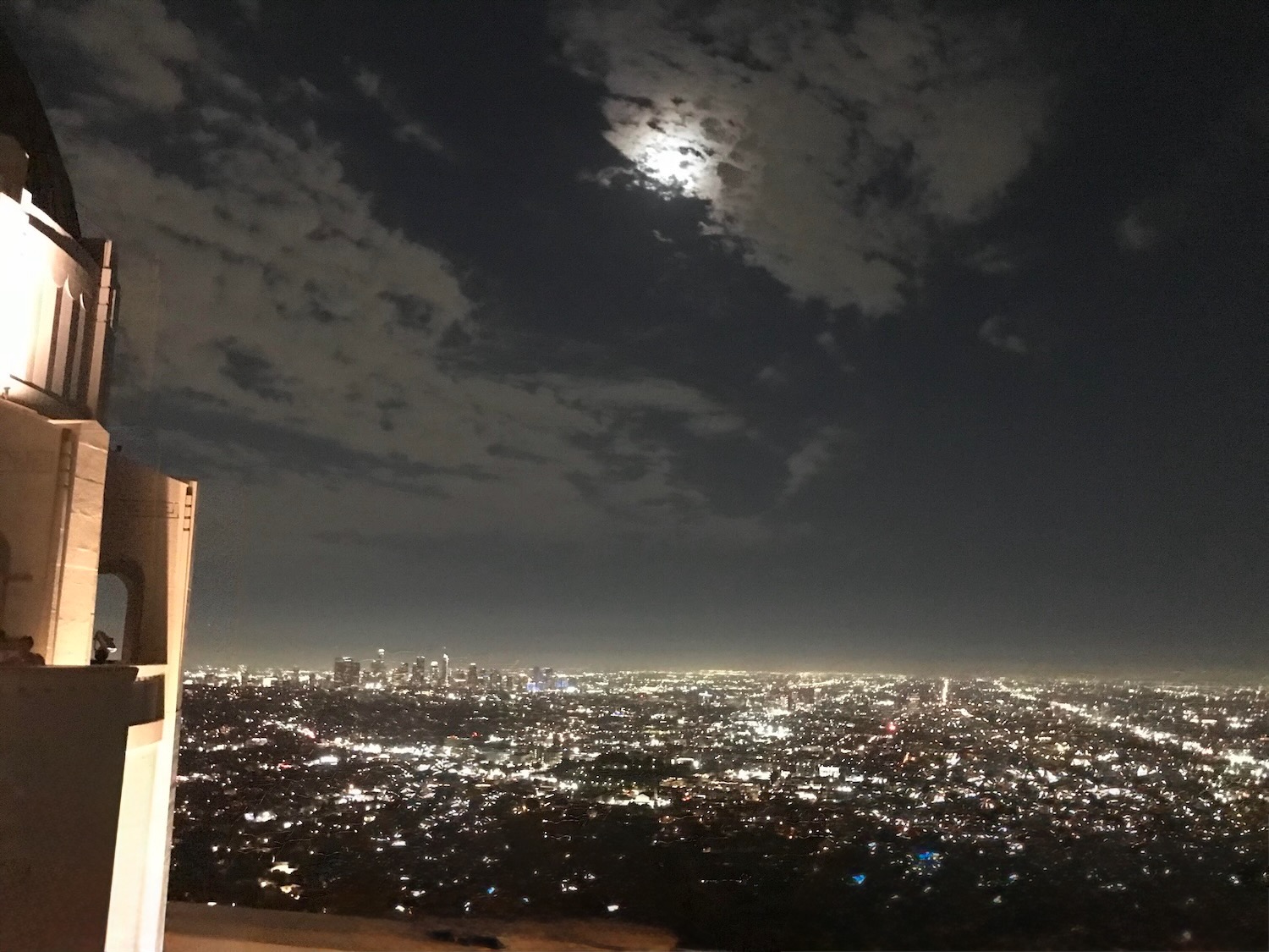 ロサンゼルスグリフィス天文台の夜景ツアー12