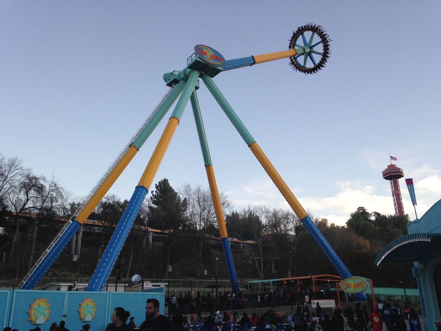 ロサンゼルス・マジックマウンテン格安現地ツアー03