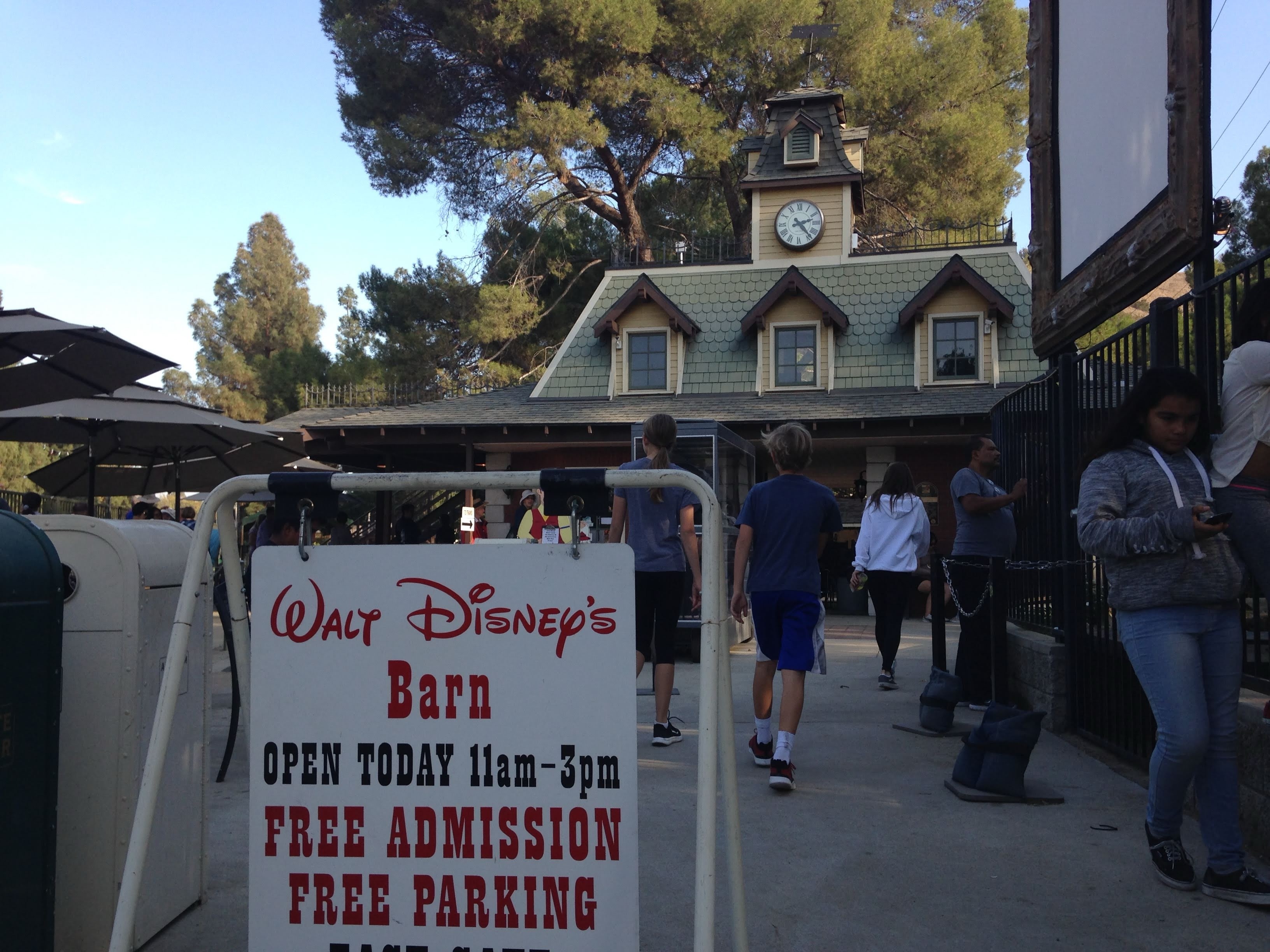 ロサンゼルスのウォルトディズニーゆかりの地巡りロケ地ツアー05